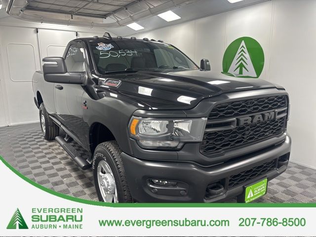 2024 RAM 3500 Tradesman 4X4 Regular cab's photo