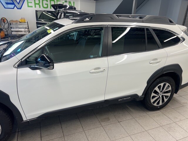 2024 Subaru Outback Premium photo 4