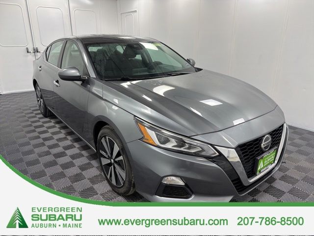 2022 Nissan Altima SV