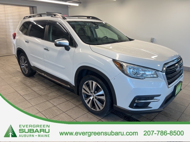2020 Subaru Ascent Touring's photo