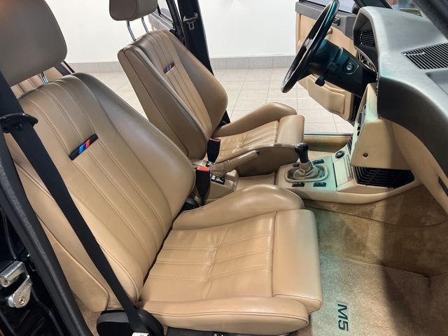 1988 BMW M5 - Photo 21