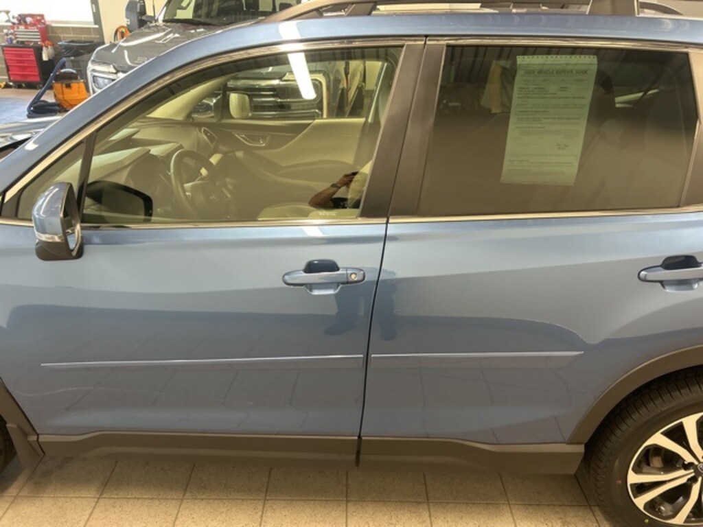 Used 2023 Subaru Forester Limited SUV