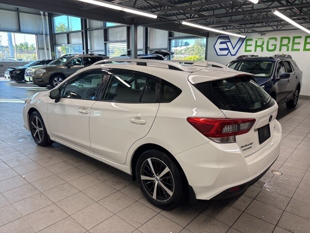 2022 Subaru Impreza Premium photo 4