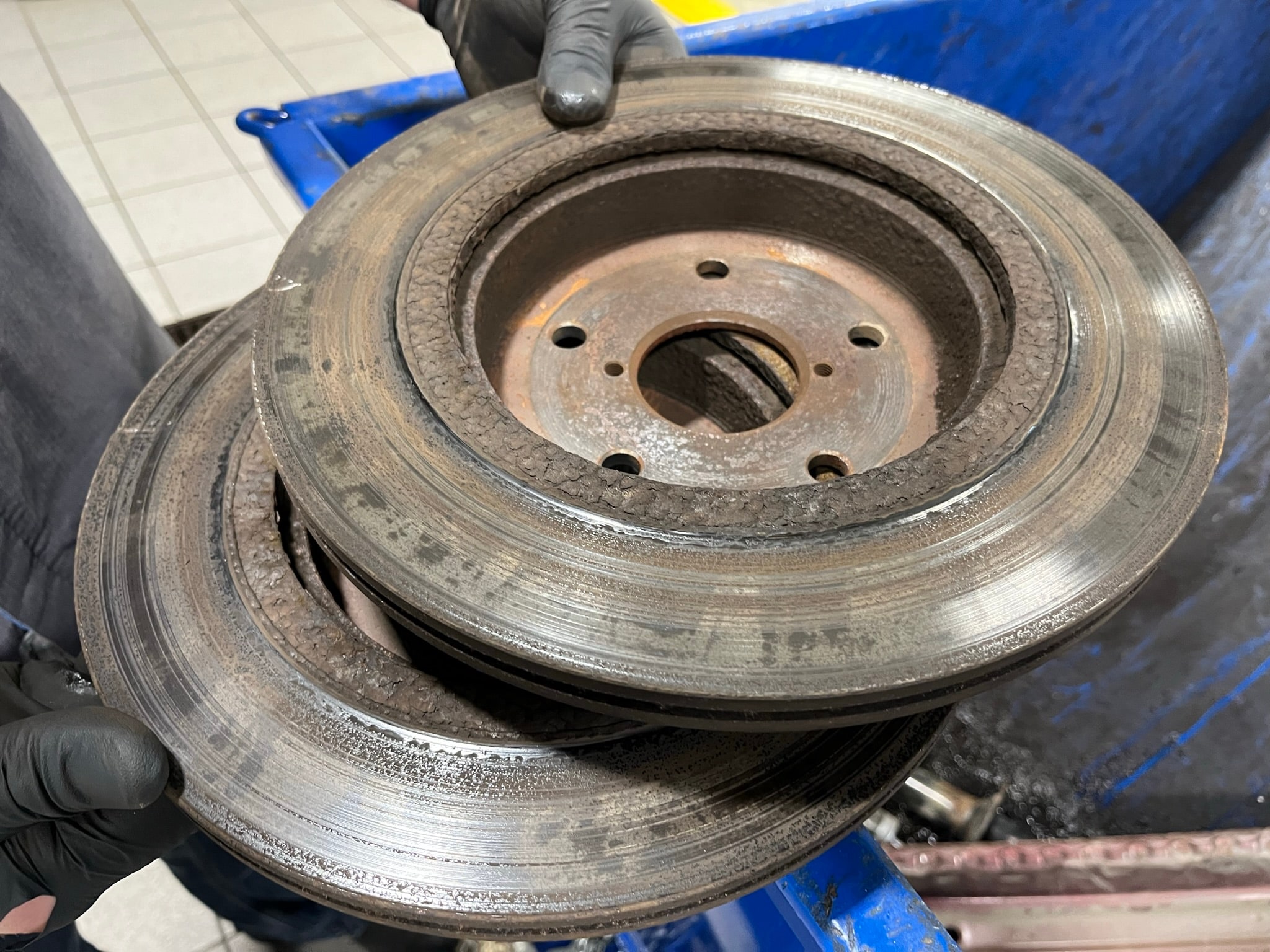 Brake Disc replacement parts service can be done at Subaru