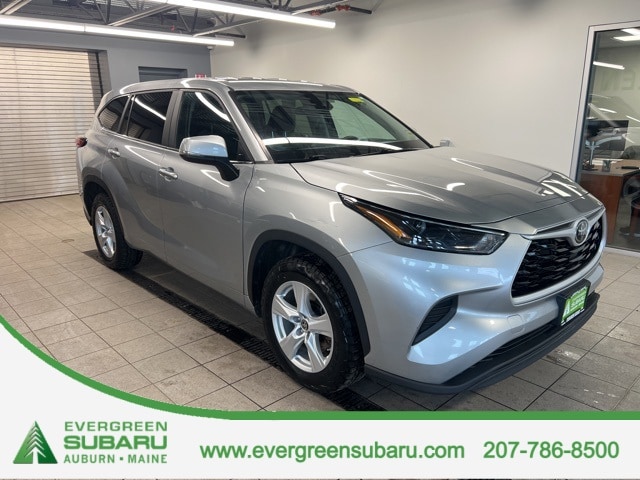 2023 Toyota Highlander L's photo