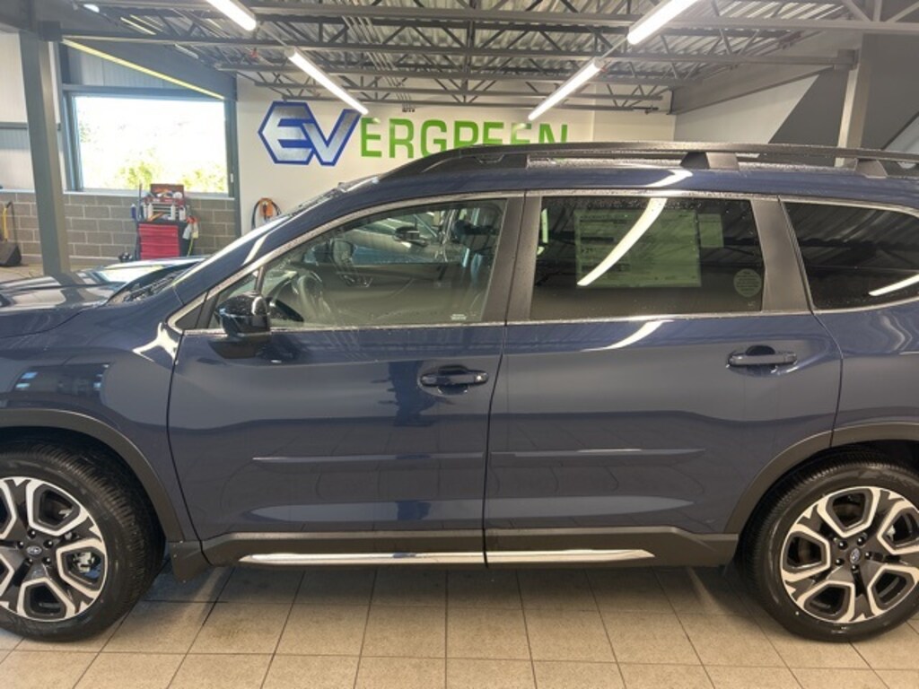 New 2025 Subaru Ascent Limited 8-Passenger SUV