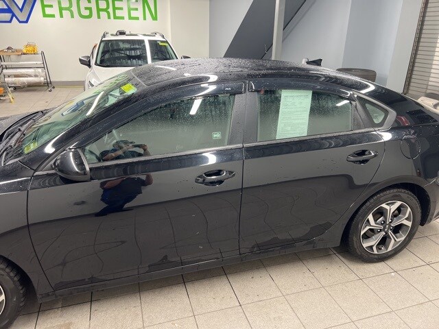 2020 Kia Forte LXS photo 4