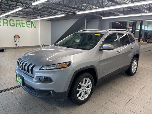 2016 Jeep Cherokee Latitude photo 3