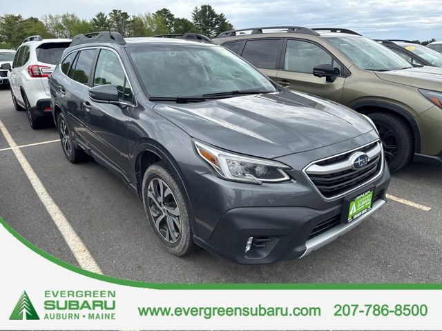 2022 Subaru Outback Limited's photo