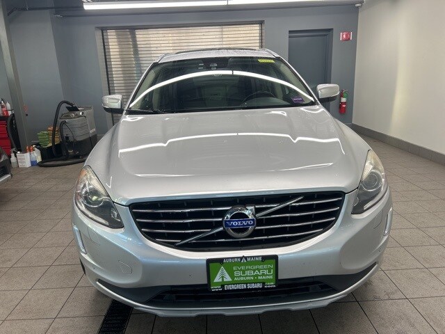 2017 Volvo XC60 T6 Inscription photo 2