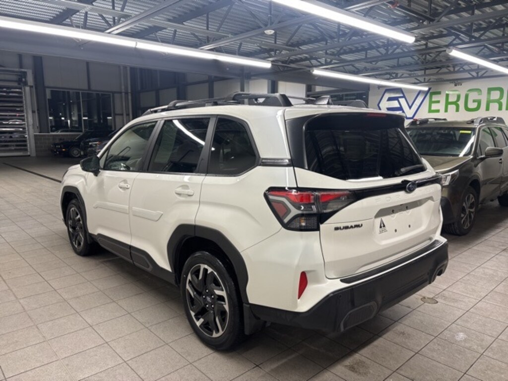 Used 2025 Subaru Forester Limited SUV