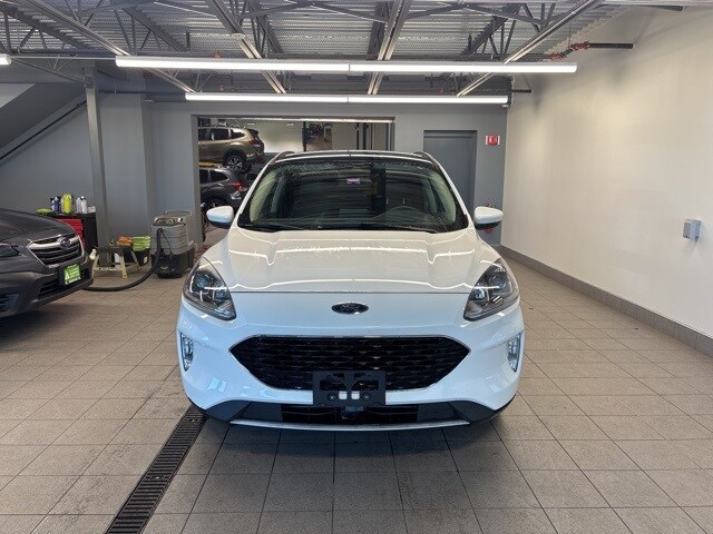 2020 Ford Escape SEL photo 2