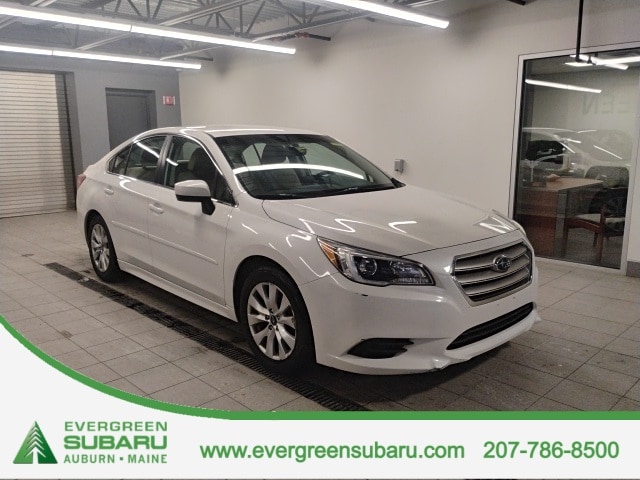 2015 Subaru Legacy 2.5i Premium's photo