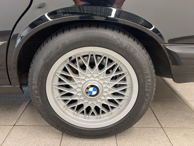 1988 BMW M5 - Photo 11
