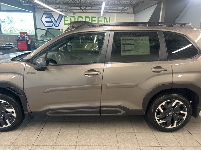 2025 Subaru Forester Limited photo 4