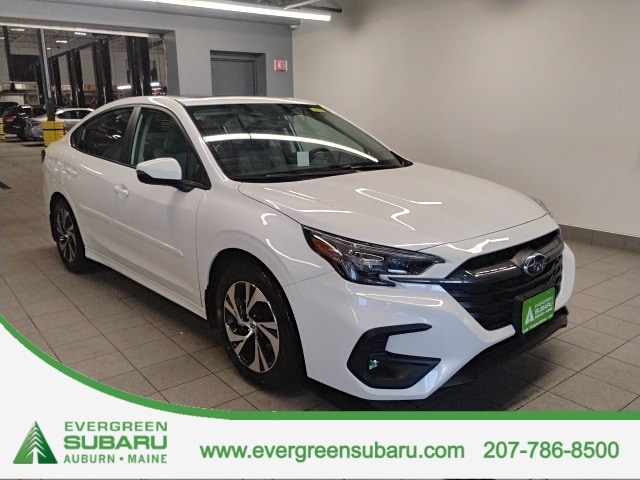 2025 Subaru Legacy Premium's photo