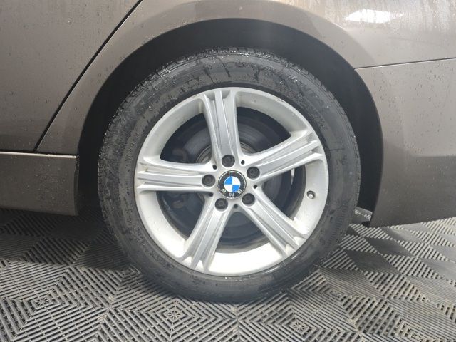Used 2013 BMW 3 Series 328i with VIN WBA3B3G51DNP38678 for sale in Auburn, ME