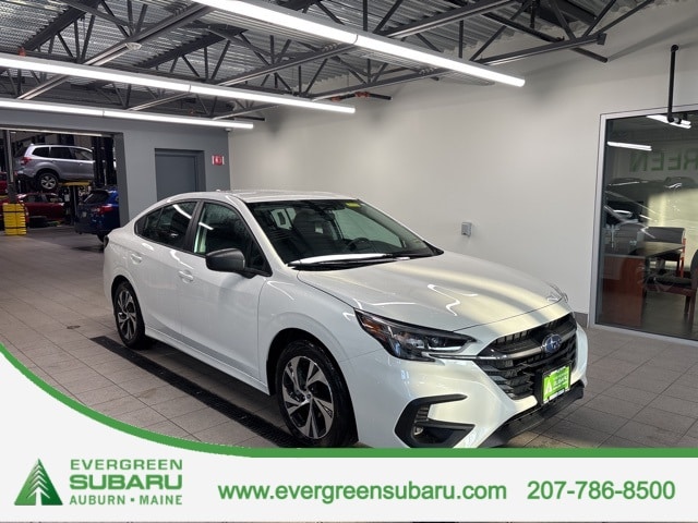 2025 Subaru Legacy Base