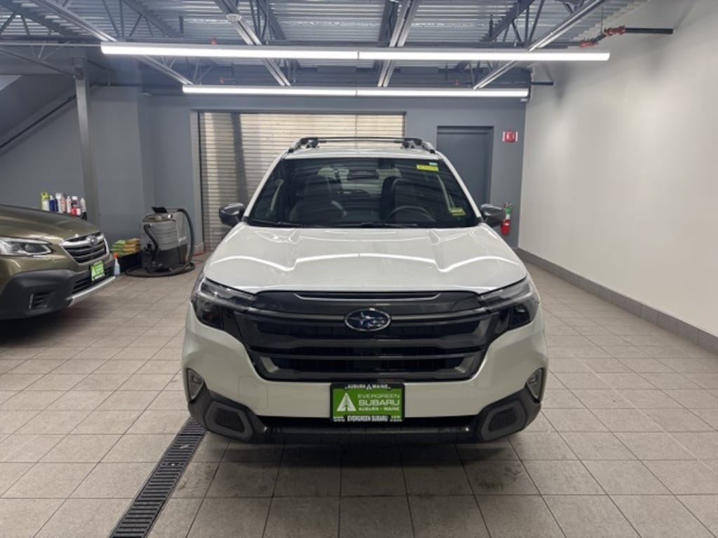 Used 2025 Subaru Forester Limited SUV