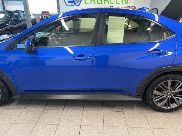 2023 Subaru WRX Base photo 4
