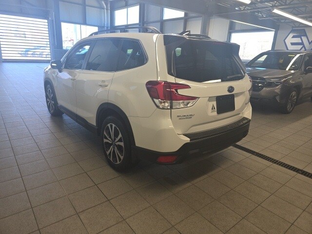 2024 Subaru Forester Limited photo 4