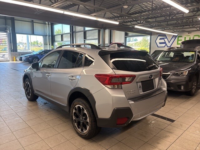 2022 Subaru Crosstrek Premium photo 3