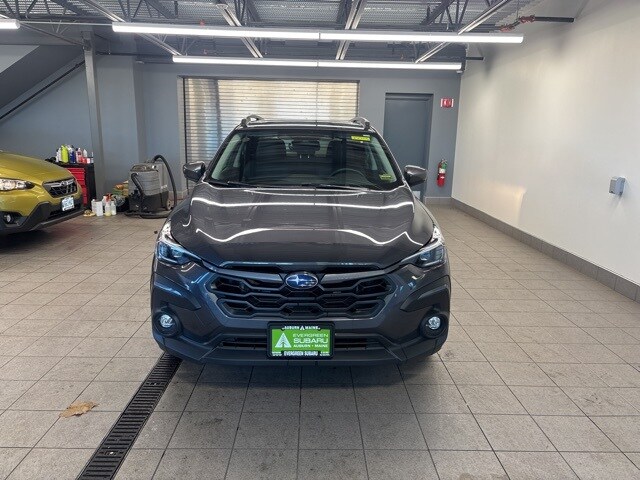 2024 Subaru Crosstrek Limited photo 2