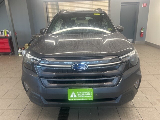 2026 Subaru Forester Premium Base photo 2