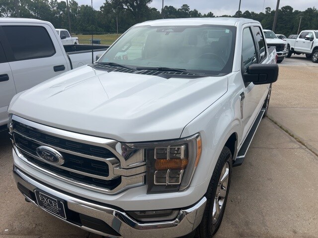 2022 Ford F-150 XLT photo 2