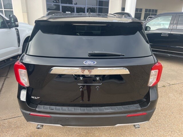 2024 Ford Explorer XLT photo 3