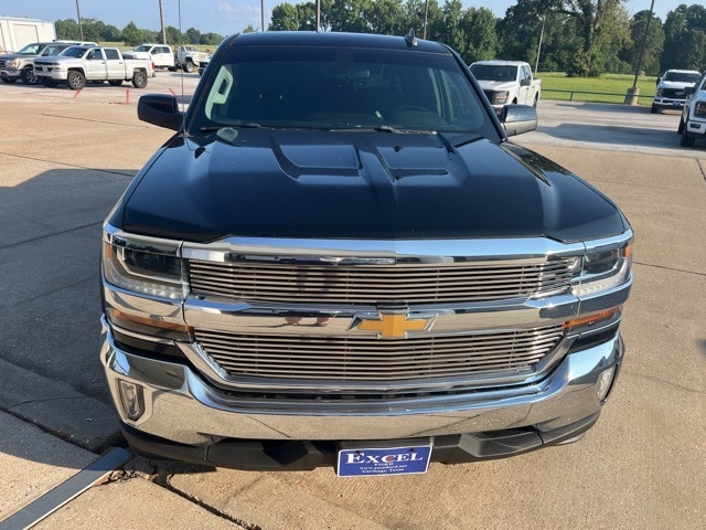 Used 2018 Chevrolet Silverado 1500 LT with VIN 3GCUCRERXJG272699 for sale in Carthage, TX