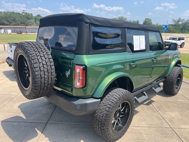 2022 Ford Bronco Outer Banks photo 2