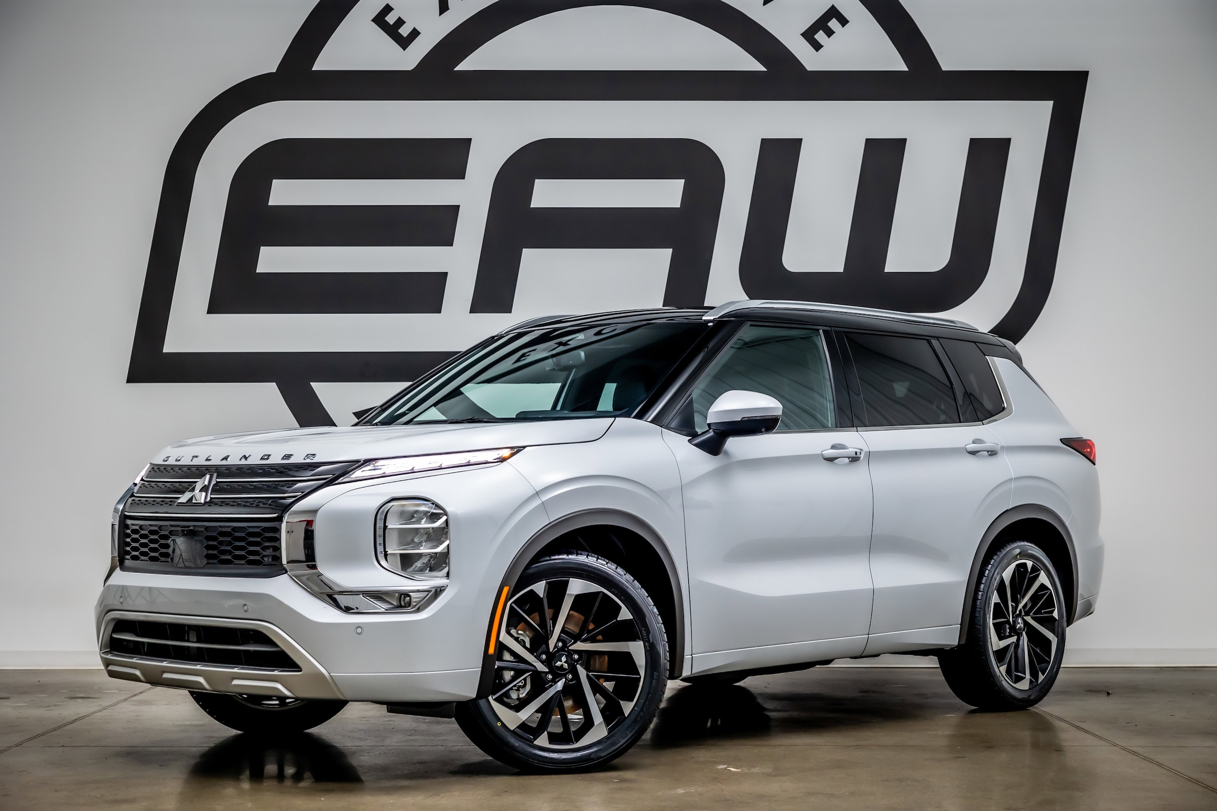 2023 Mitsubishi Outlander SEL