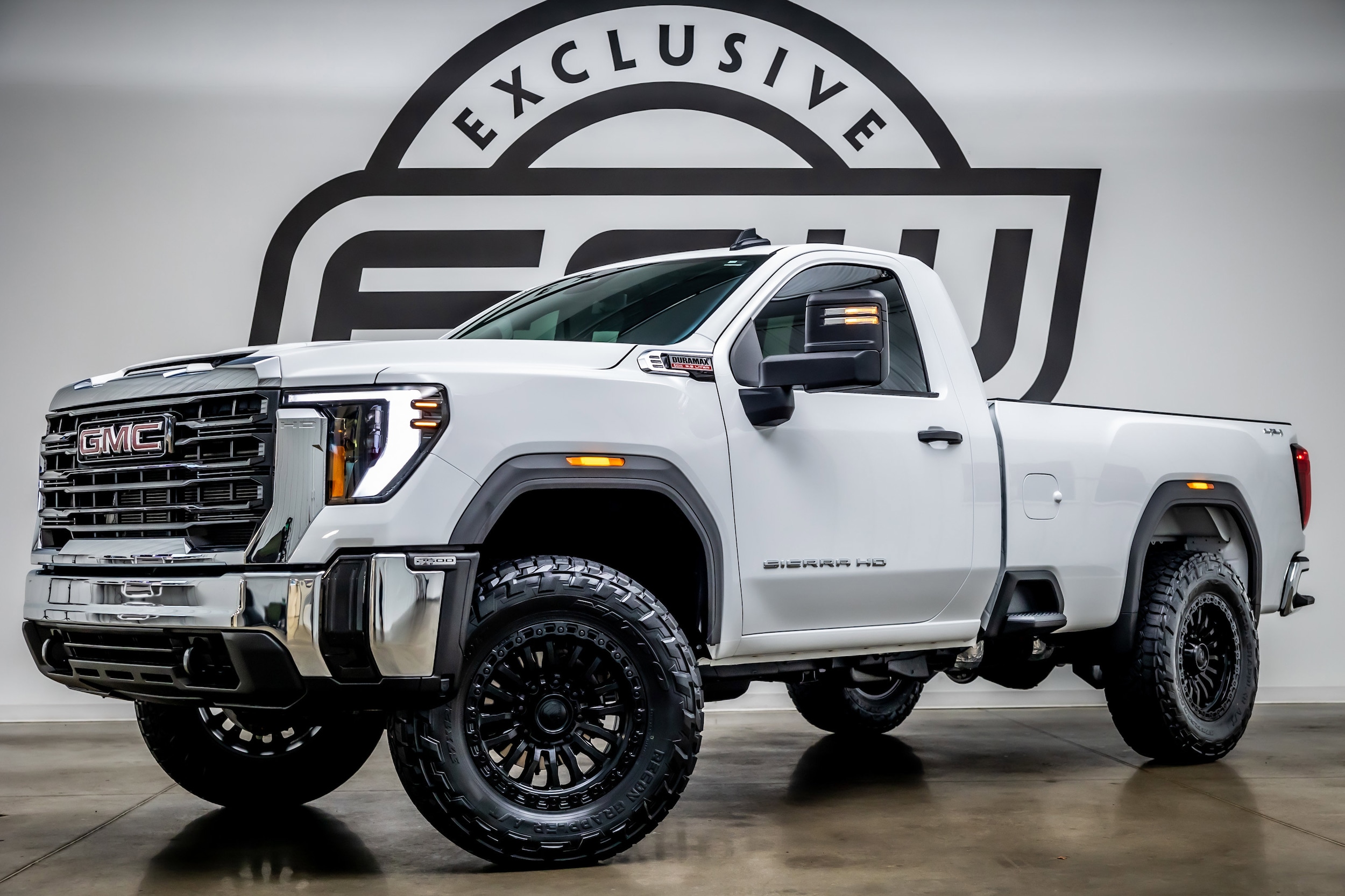 2025 GMC Sierra 2500HD Pro's photo