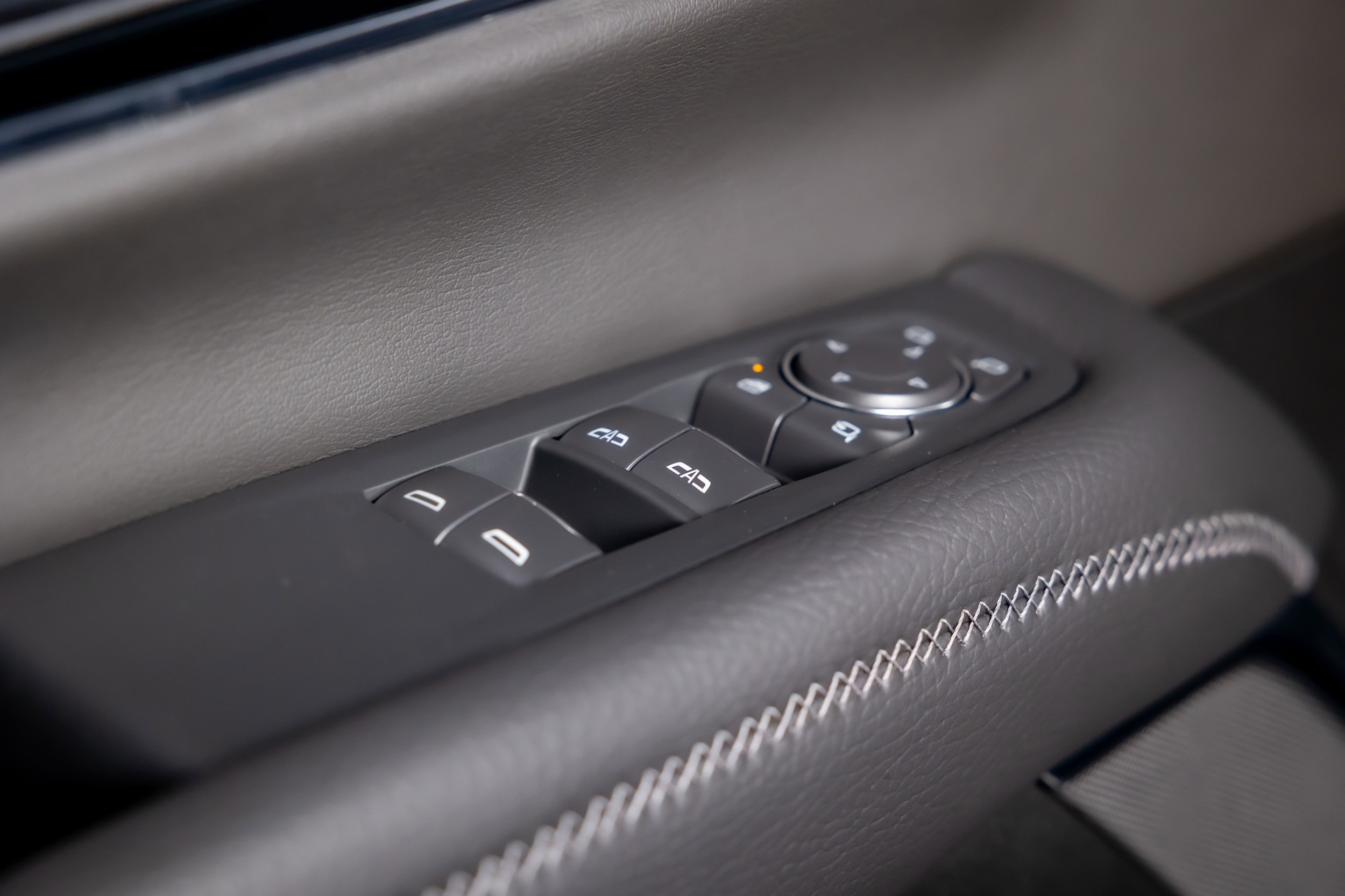 2026 GMC Yukon XL Denali - Photo 48