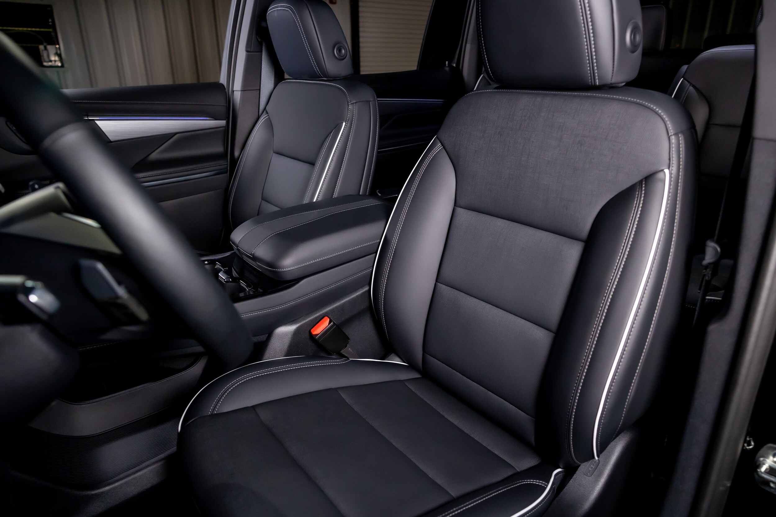 2025 Buick Enclave Preferred photo 4