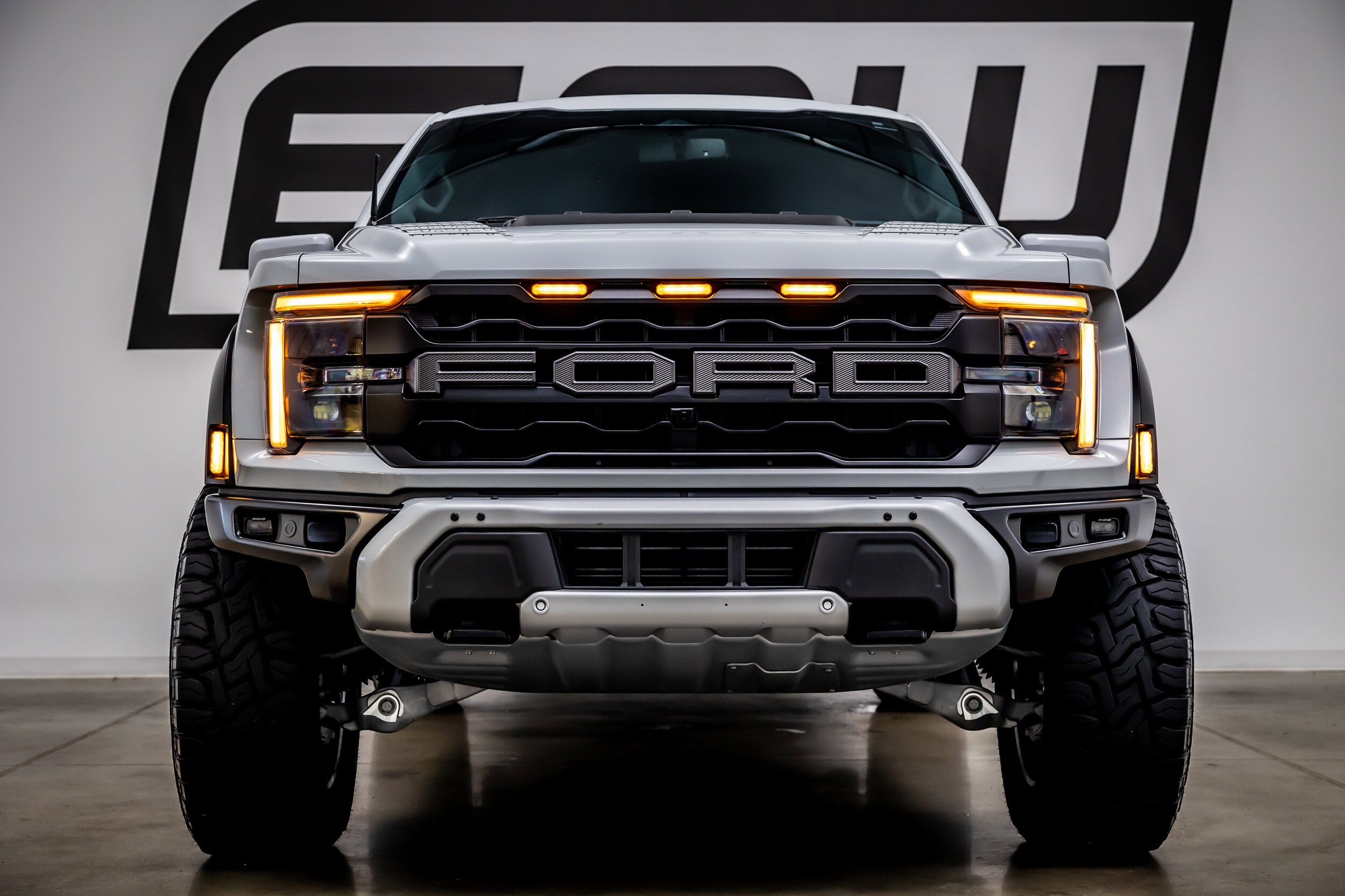 2024 Ford F-150 Raptor photo 3