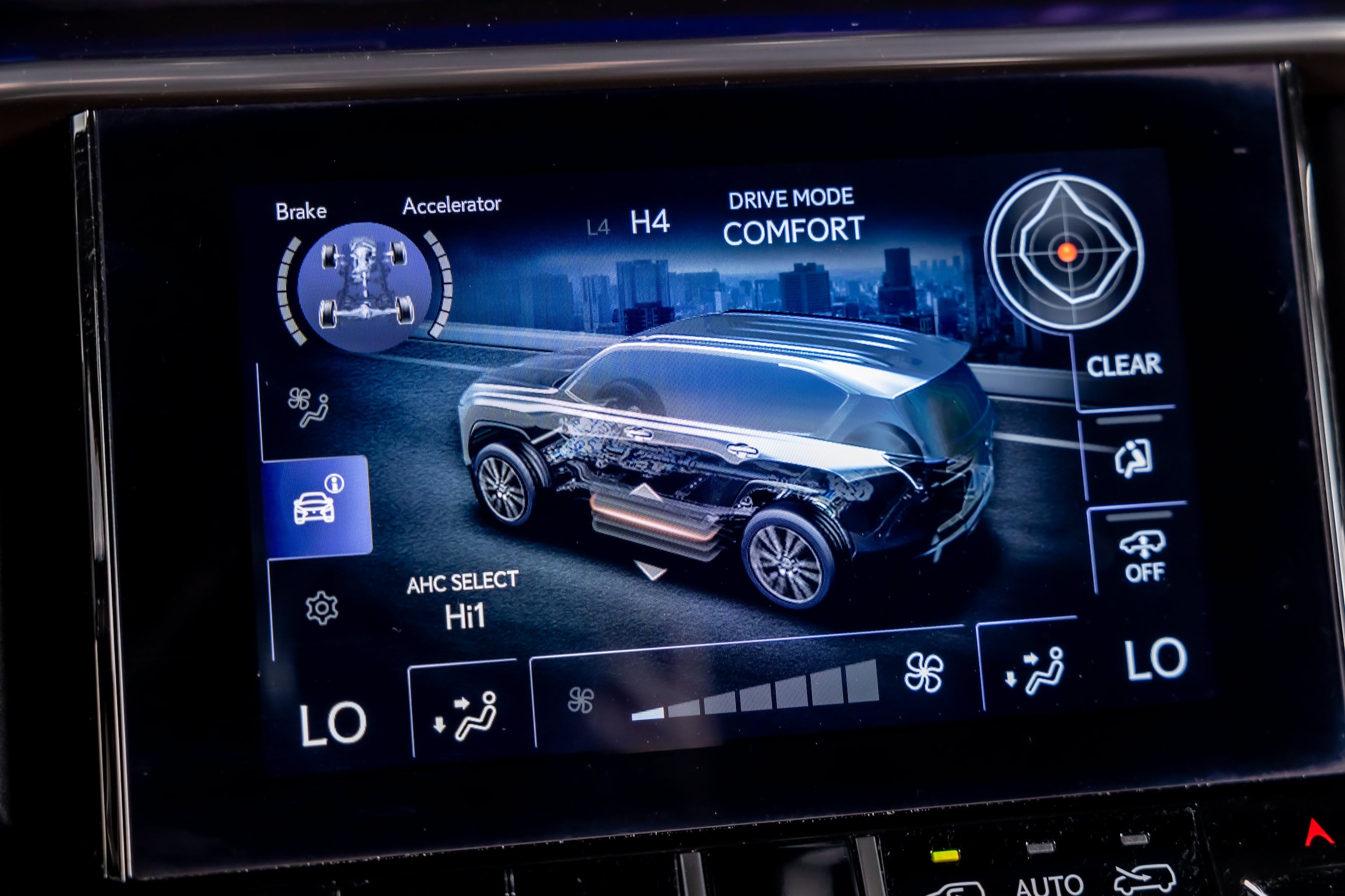 2024 Lexus LX 79