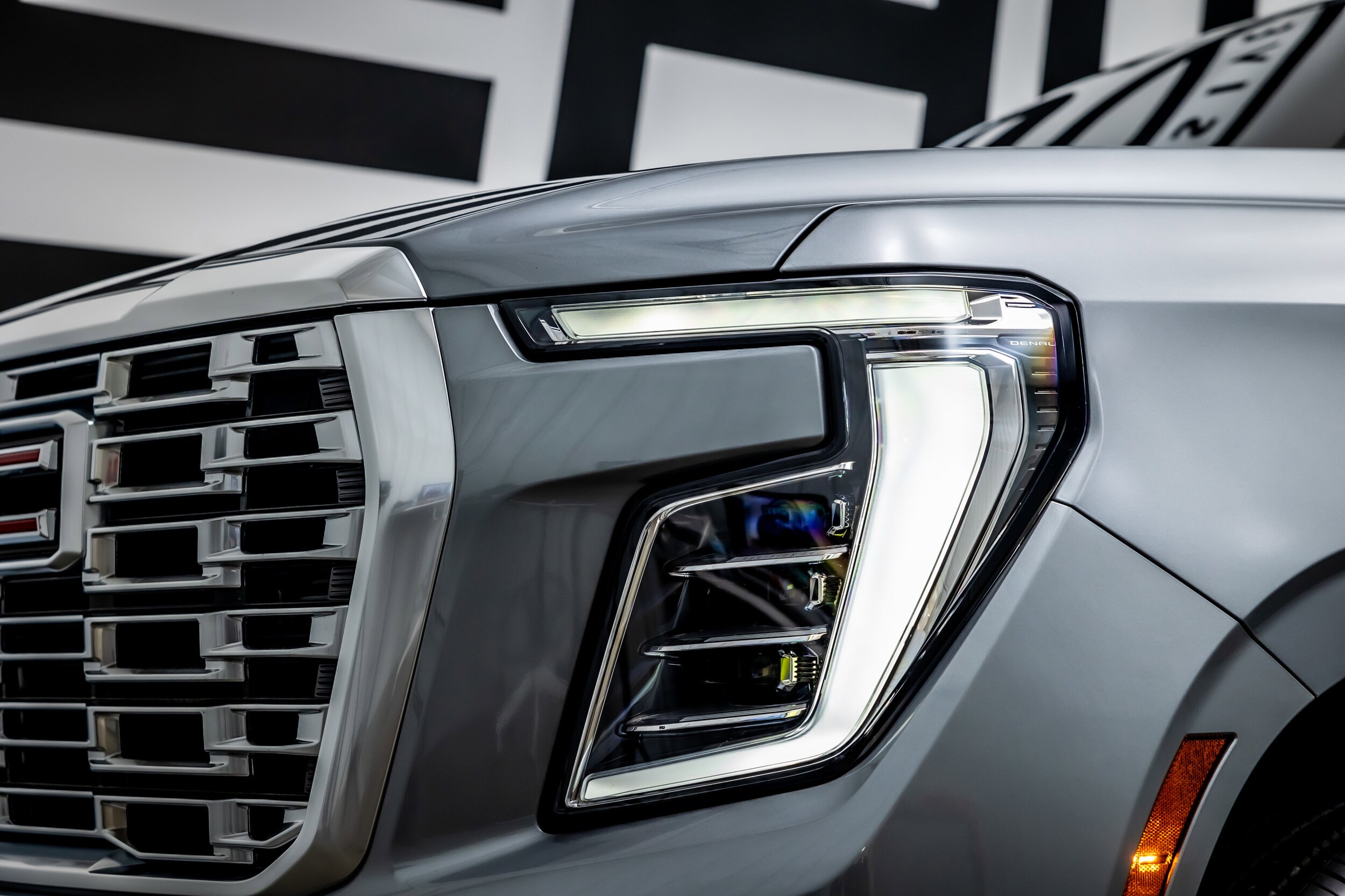 2026 GMC Yukon XL Denali - Photo 14