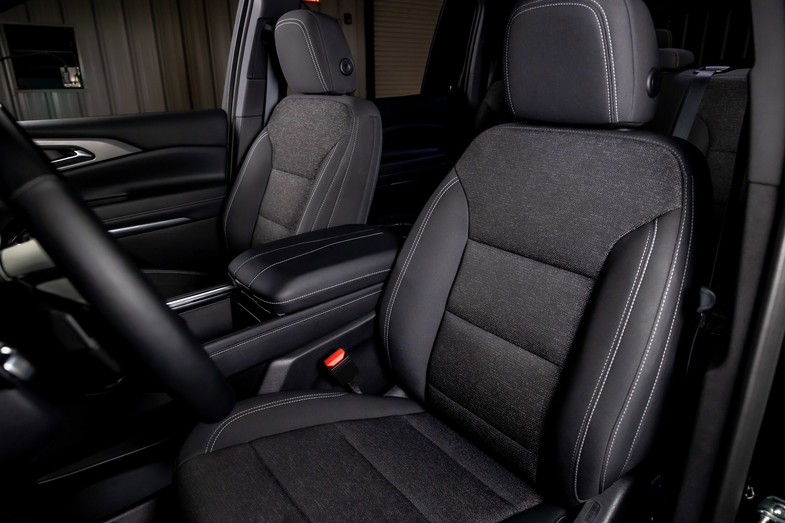 2025 Chevrolet Traverse photo 3