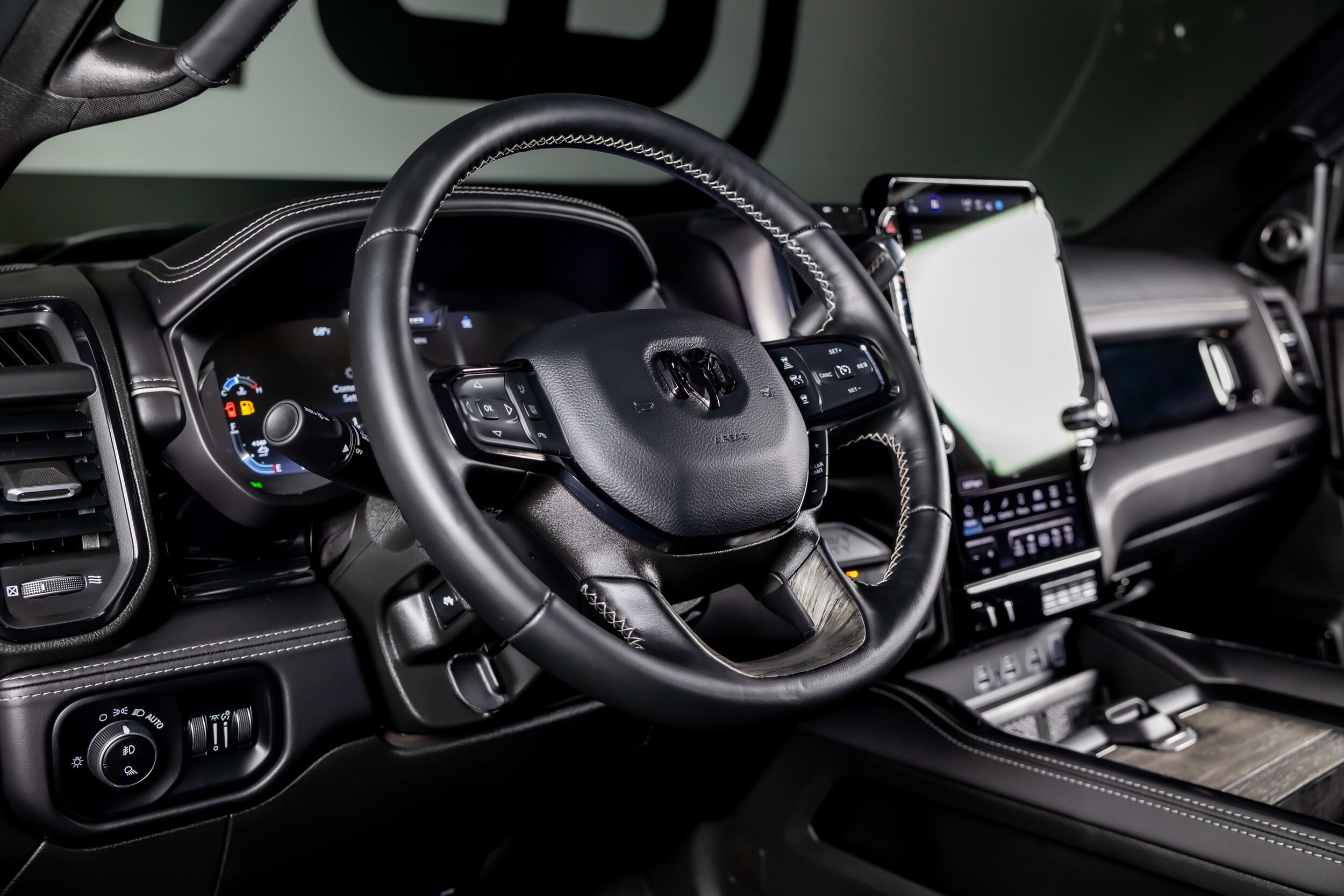 2025 RAM Ram 2500 Pickup Limited - Photo 35