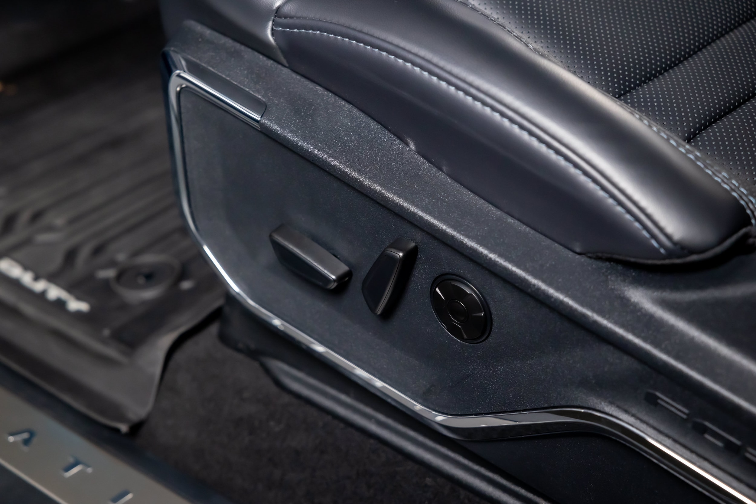 2026 Ford F-250 Super Duty Platinum - Photo 18
