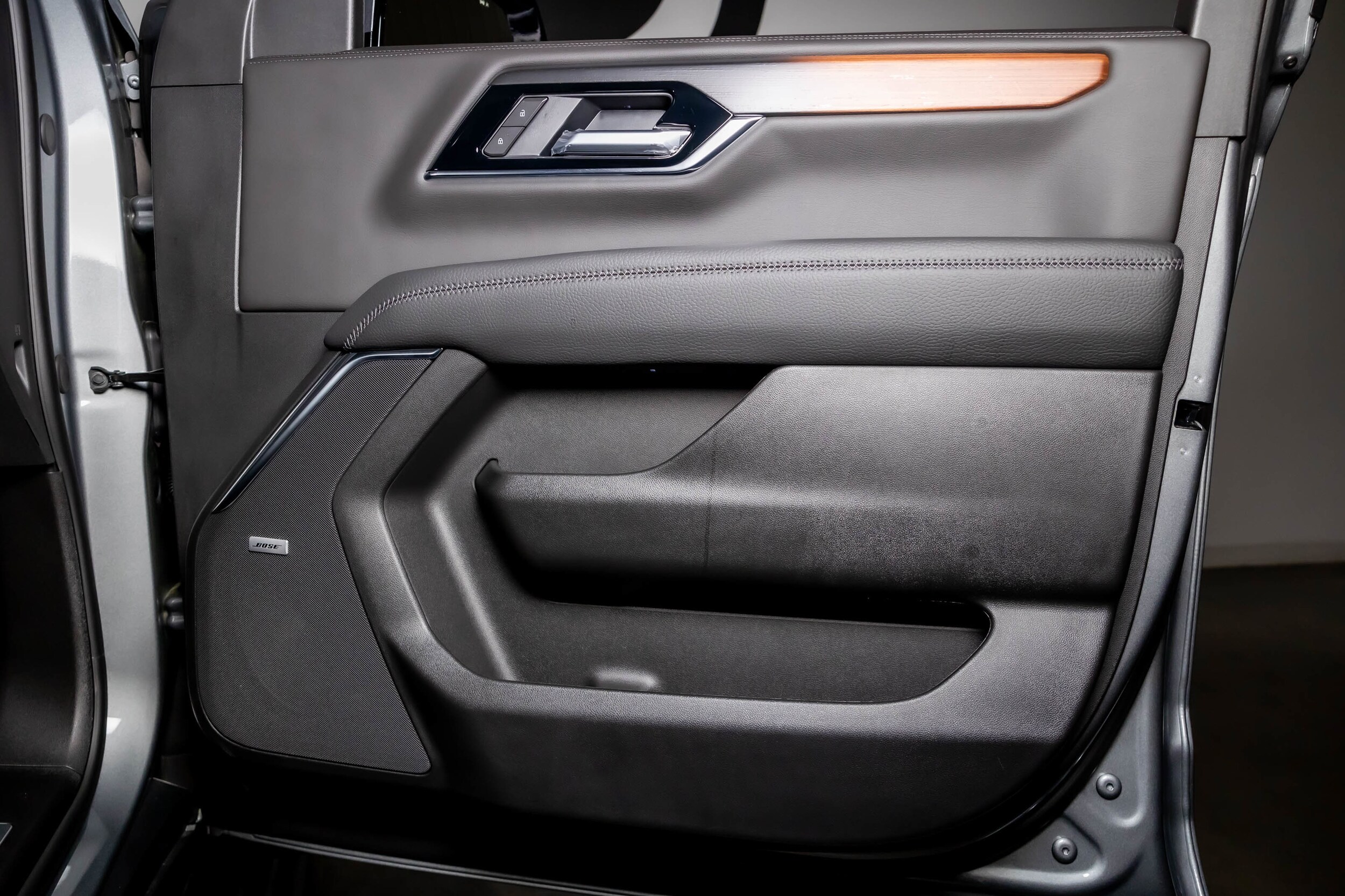 2026 GMC Yukon XL Denali - Photo 44