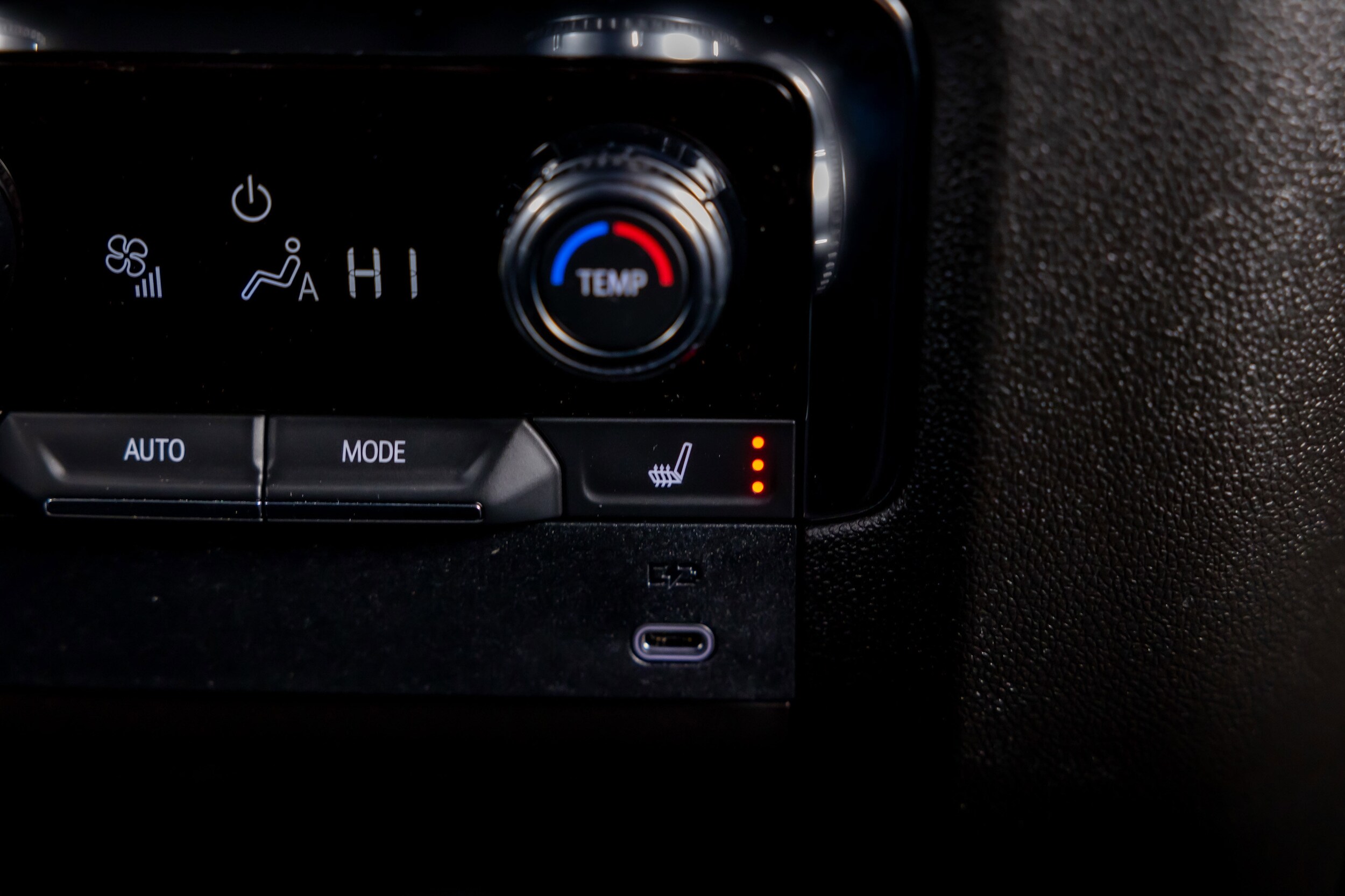 2026 GMC Yukon XL Denali - Photo 56