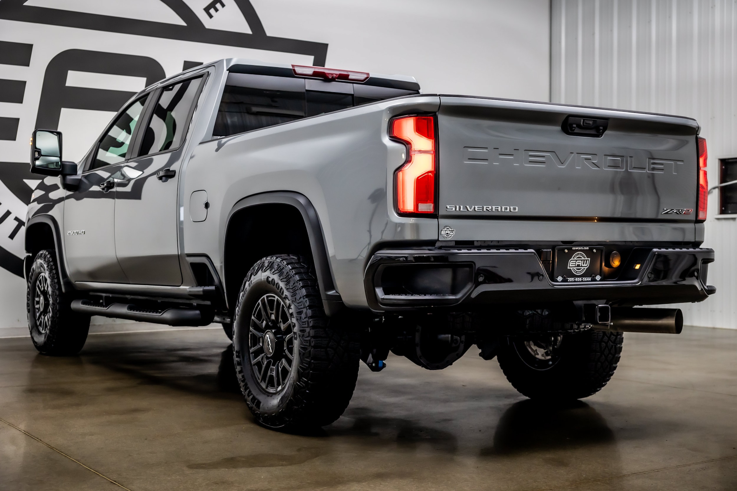 2025 Chevrolet Silverado 2500HD ZR2 - Photo 33