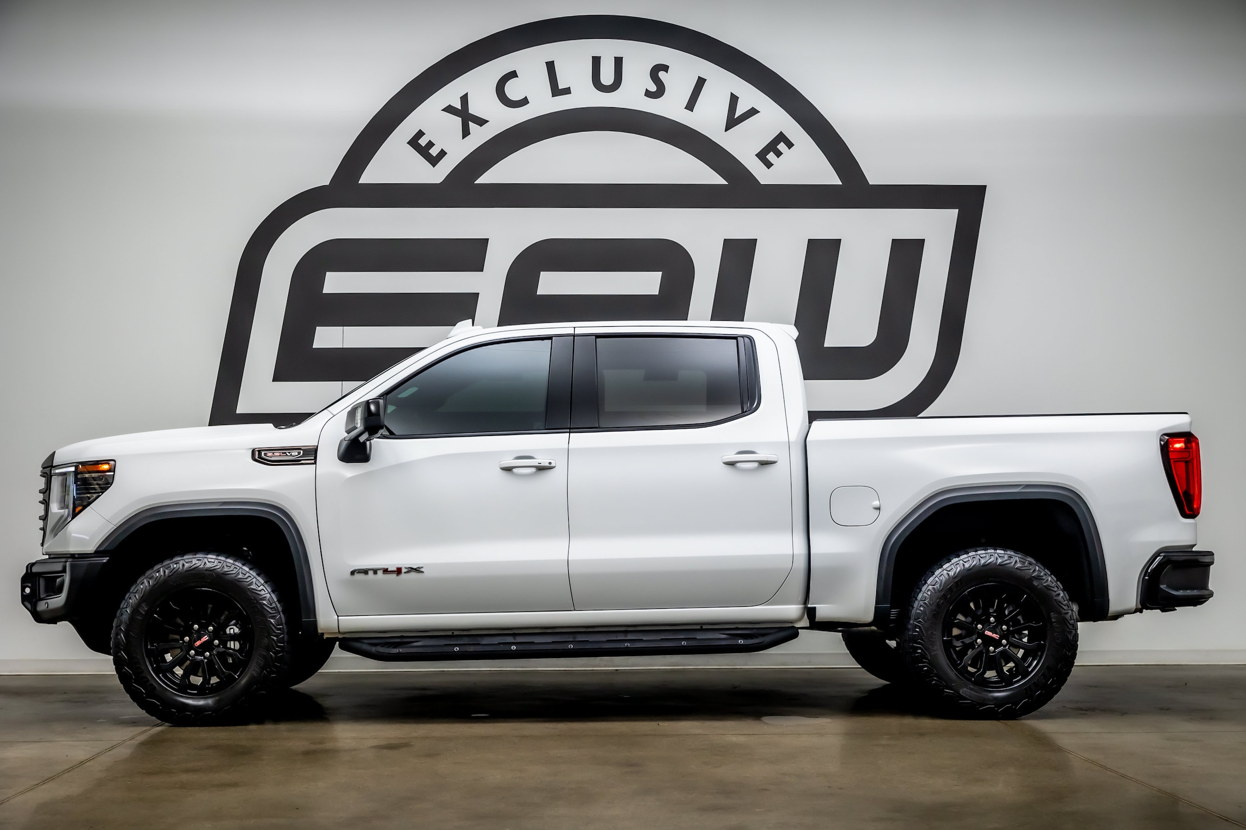 2023 GMC Sierra 1500 AT4X - Photo 6