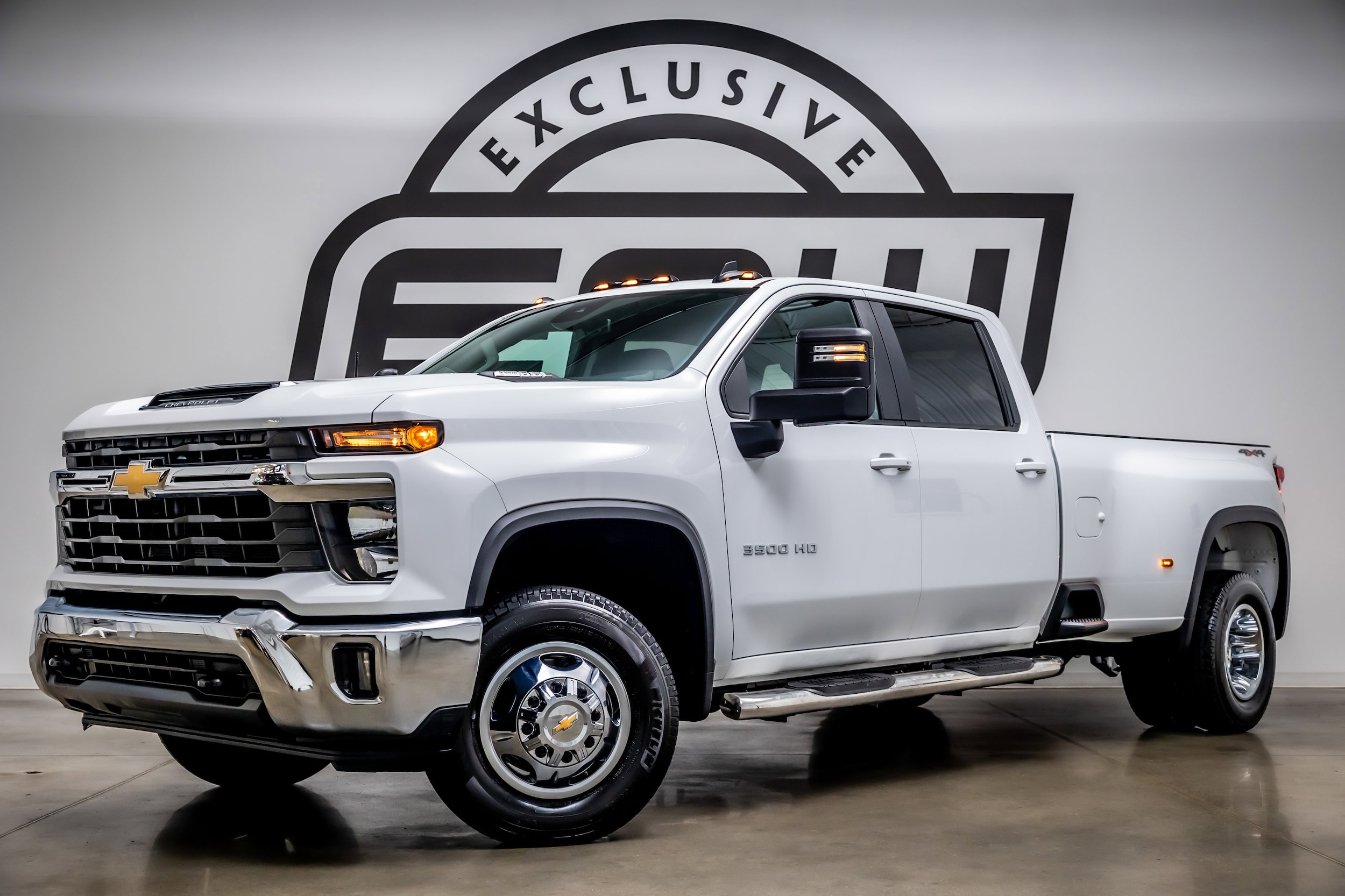 2025 Chevrolet Silverado 3500HD LT's photo