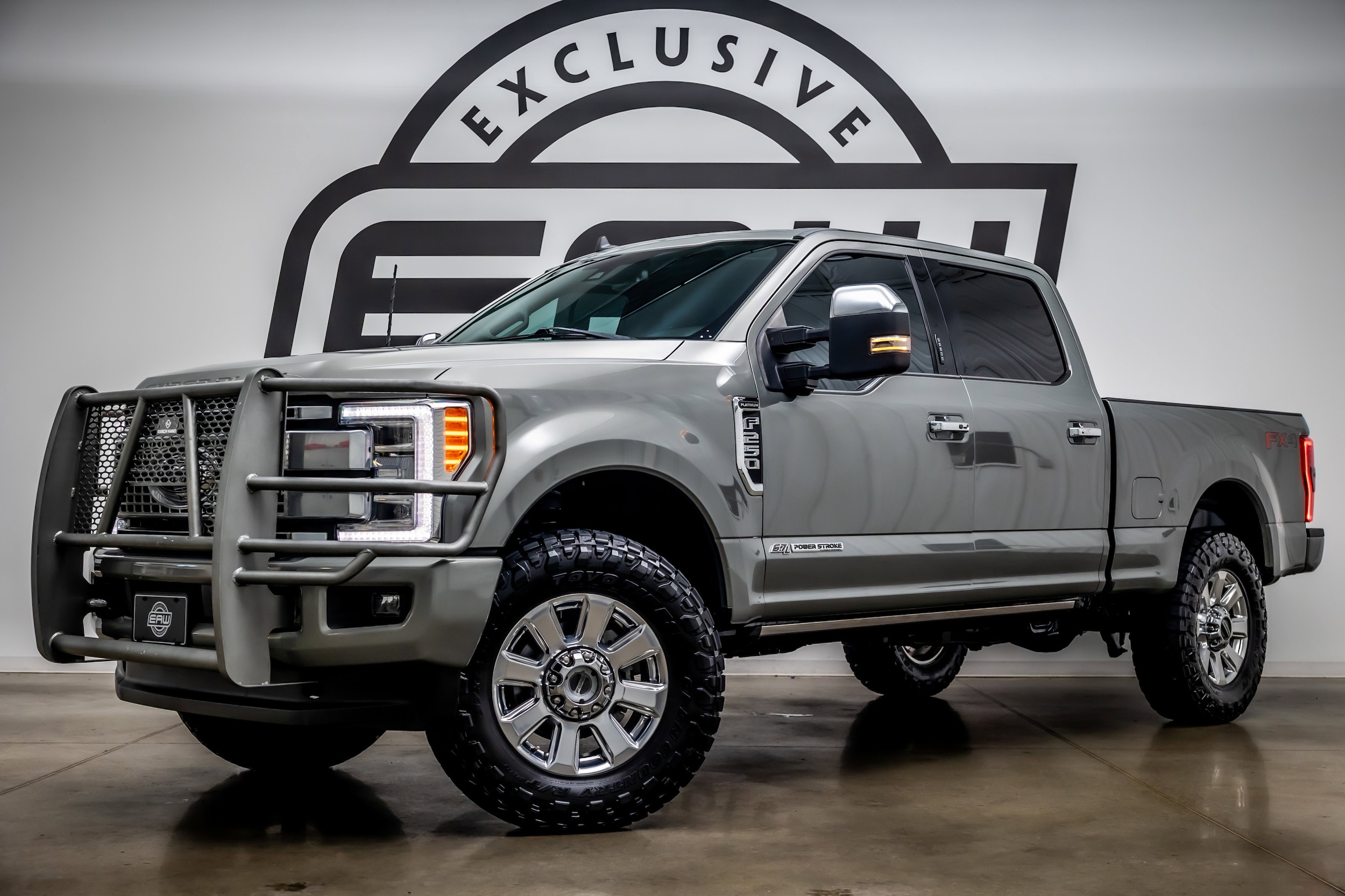 2019 Ford F-250 Platinum 4x4 Crew Cab 8' Box's photo