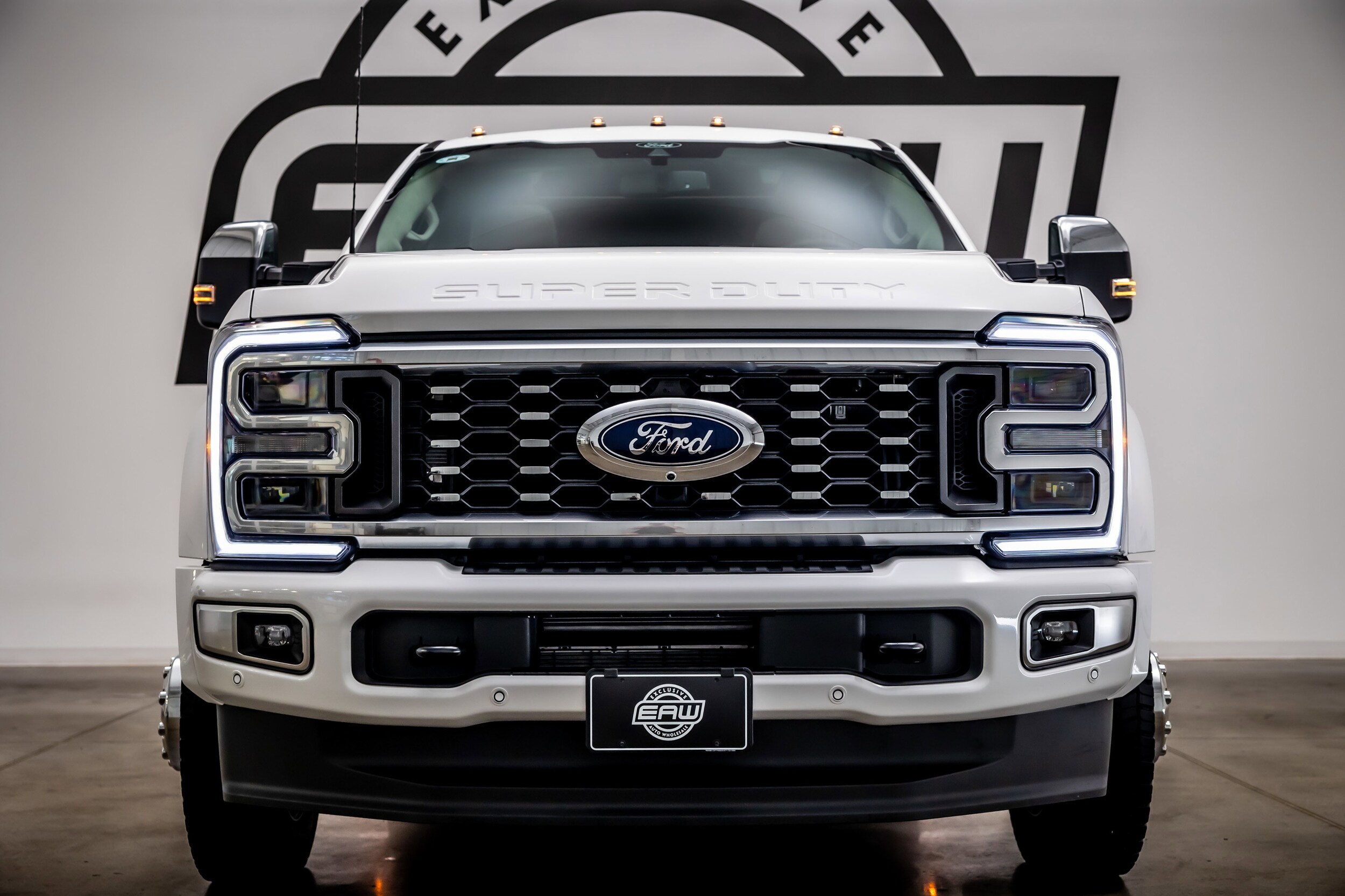 2025 Ford F-450 Platinum photo 3