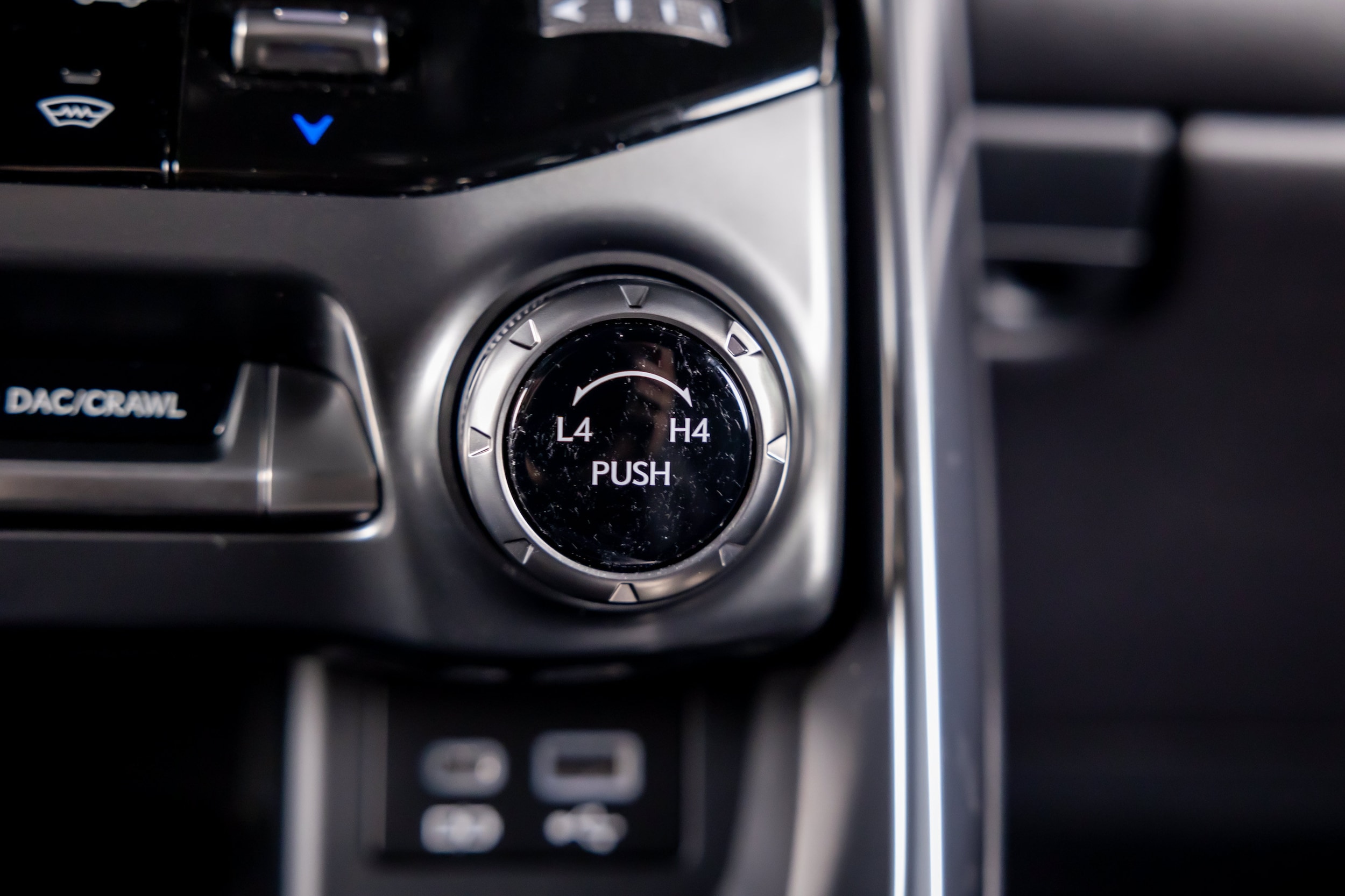 2024 Lexus LX 81